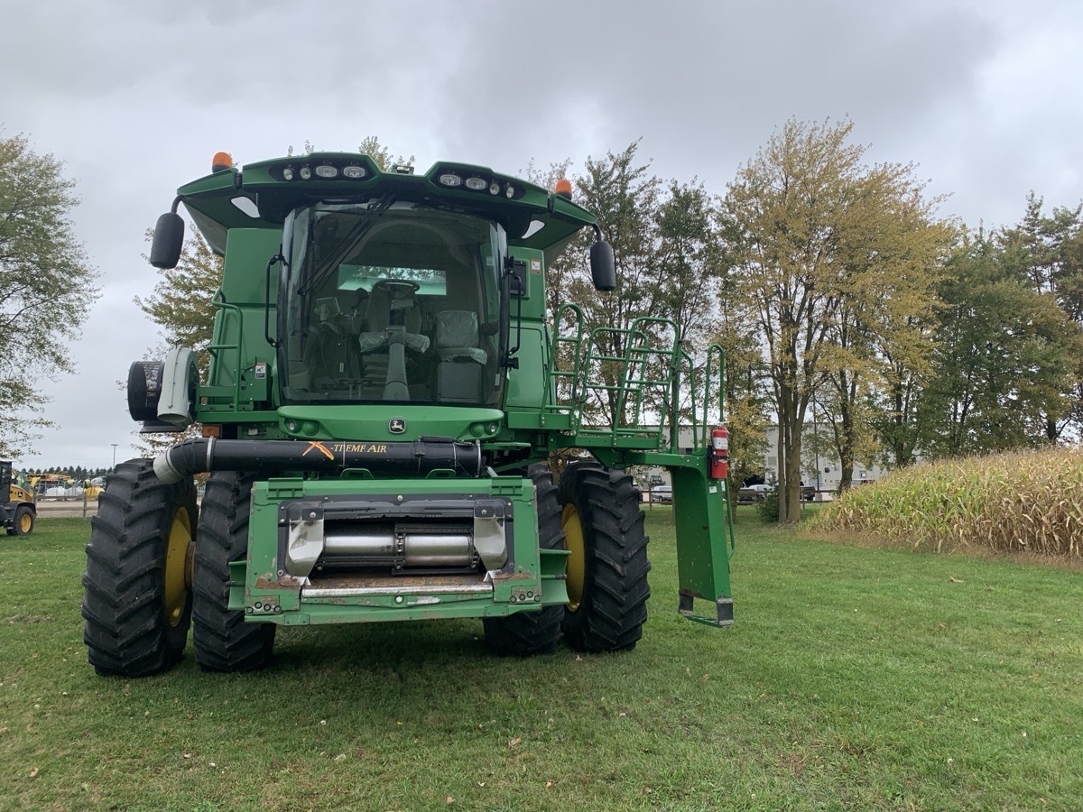 2013 John Deere S550 Image 7