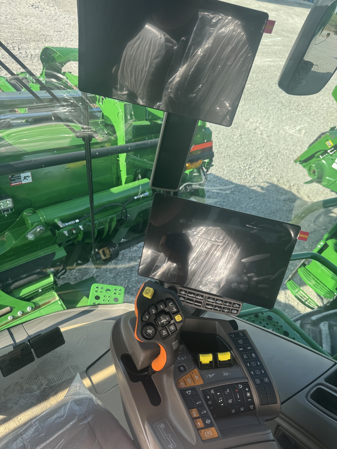 2024 John Deere S780 Image 9