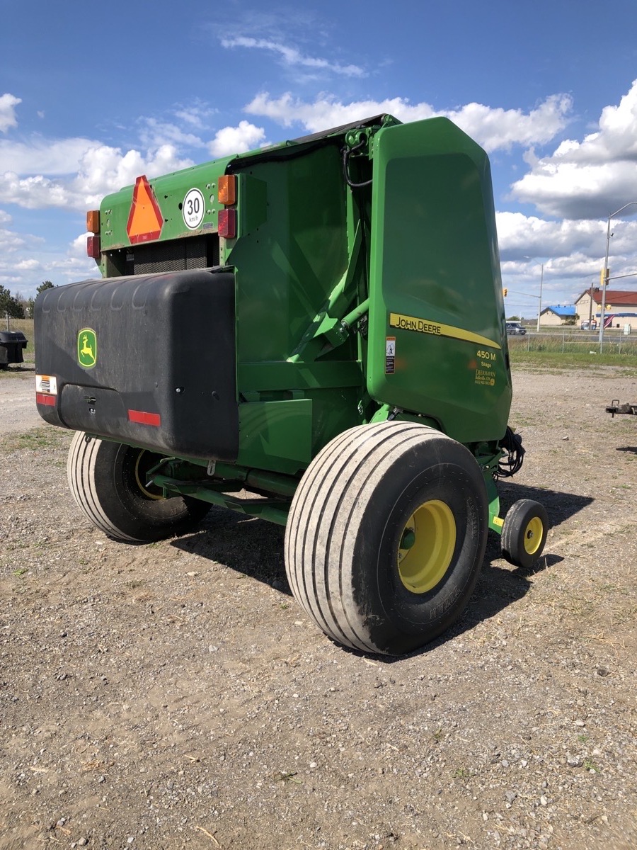 2022 John Deere 450M Image 6