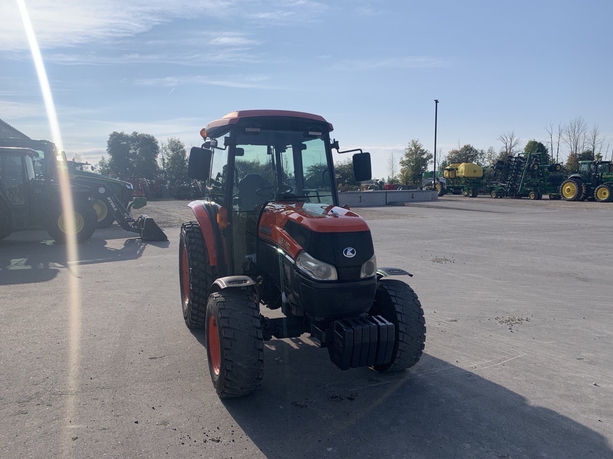 2010 Kubota L5740 Image 2