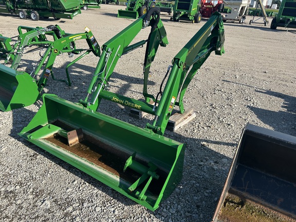 2022 John Deere 440R (2nd thumbnail)