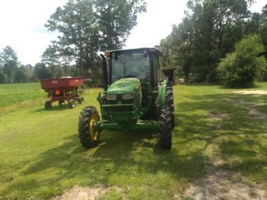 2022 John Deere 5075E Photo 5