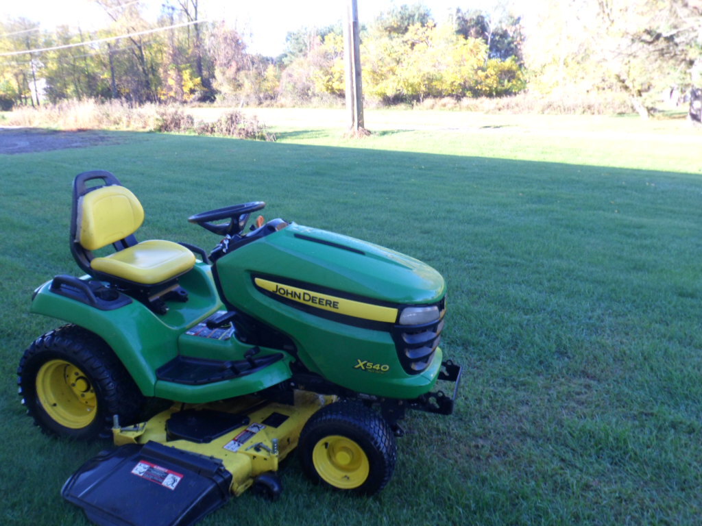 2010 John Deere X540 Image 6