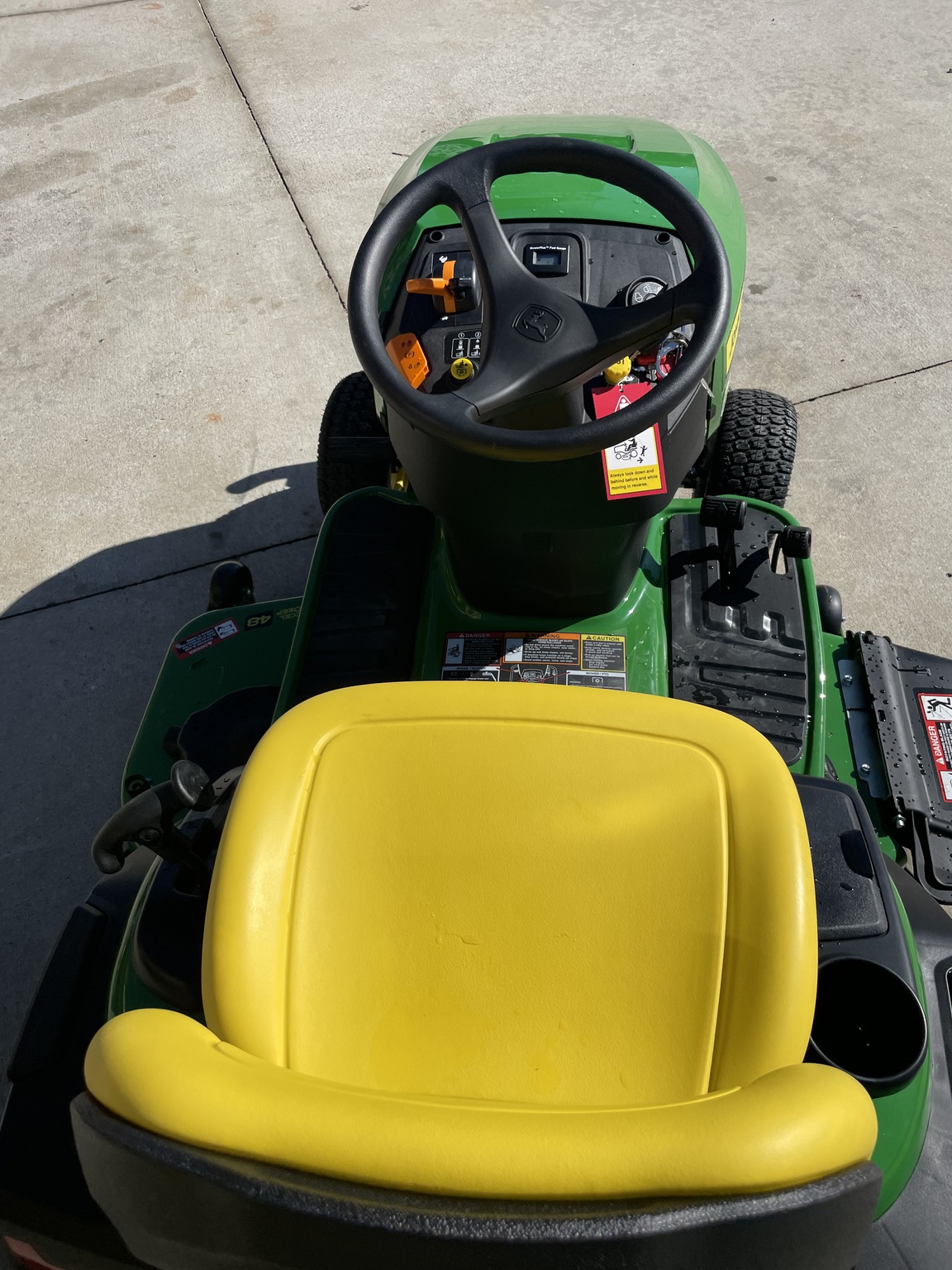 2025 John Deere S240 Image 5