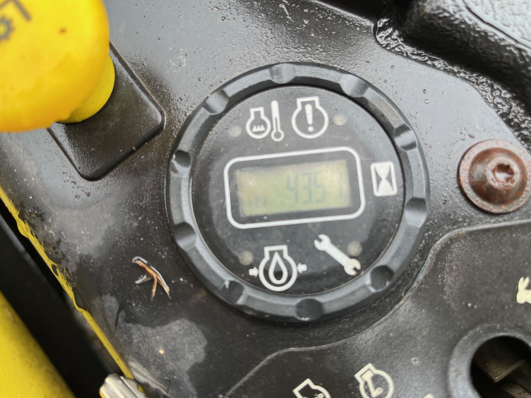 2014 John Deere Z920M Image 11