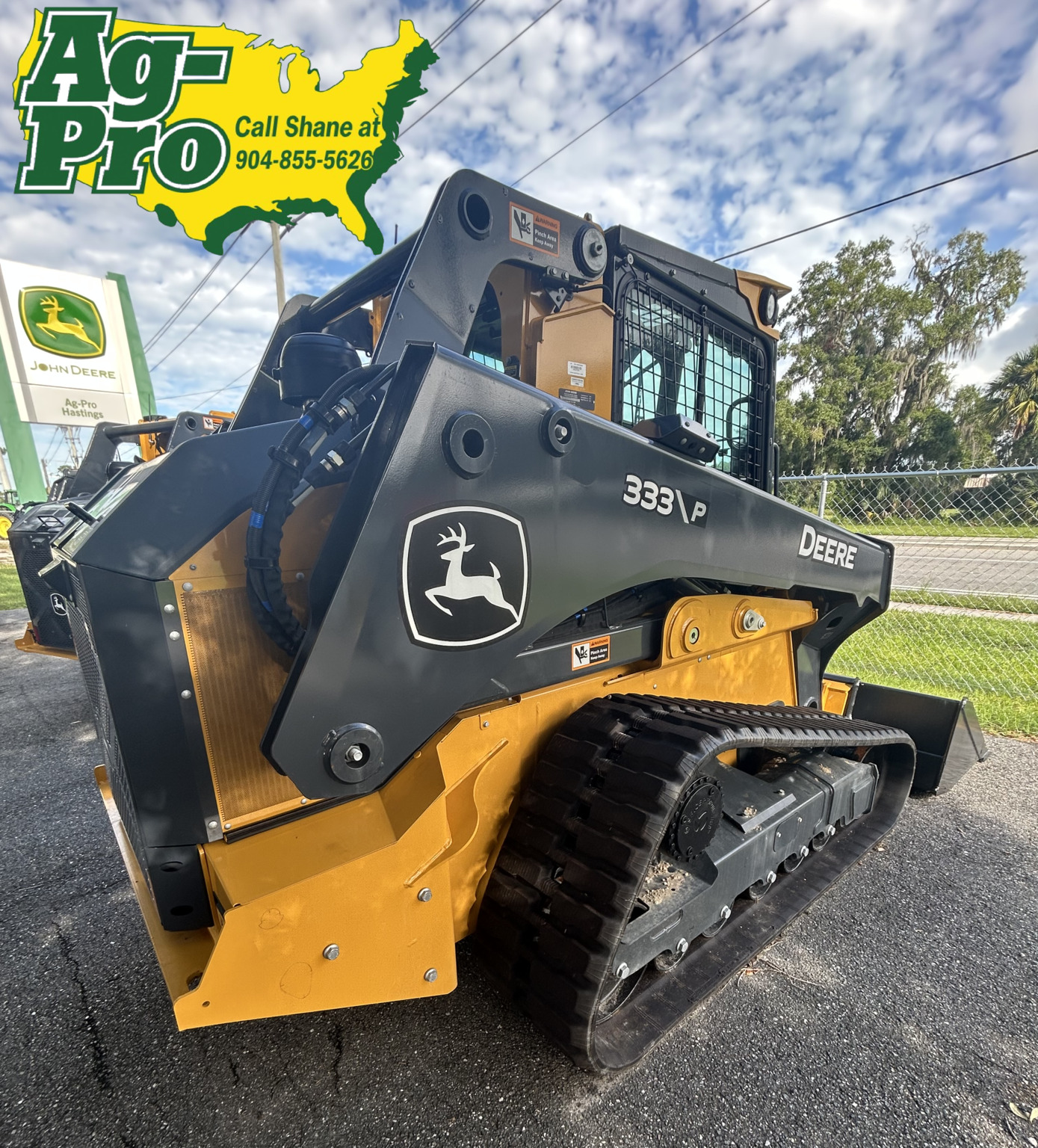 2025 John Deere 333 P Image 6