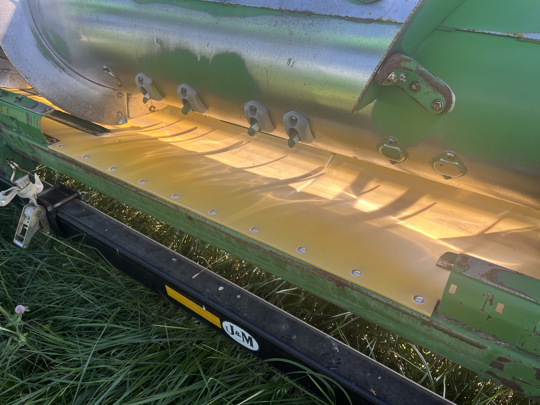 2010 John Deere 635F Image 3