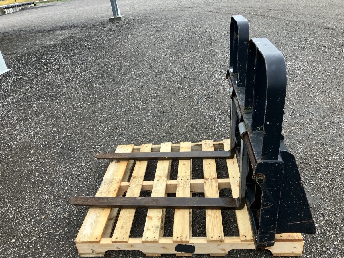 2010 Kubota B26 Image 8