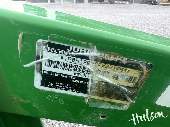 Photo of 2015 John Deere 1025R