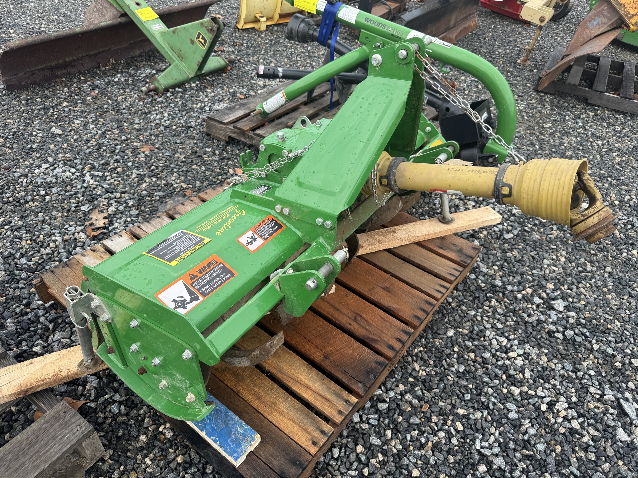 2015 John Deere 647 Image 3