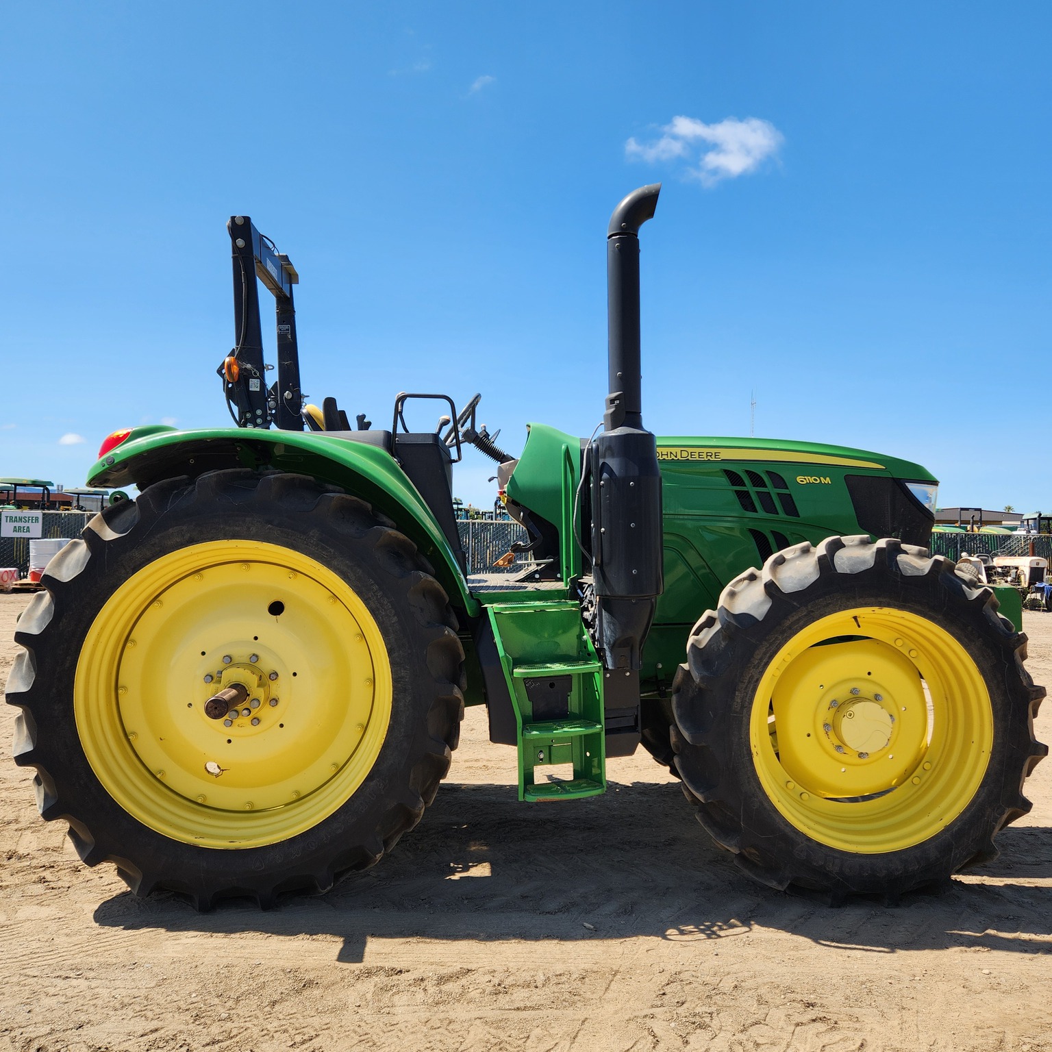 2021 John Deere 6110M Image 6