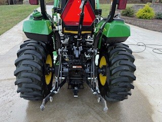 2024 John Deere 2032R-4