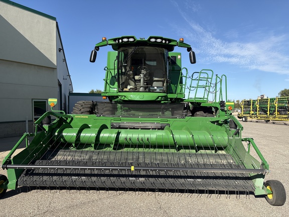 Used 2019 John Deere S790 Combines at Horizon Ag & Turf in Edmonton West, AB - Photo8