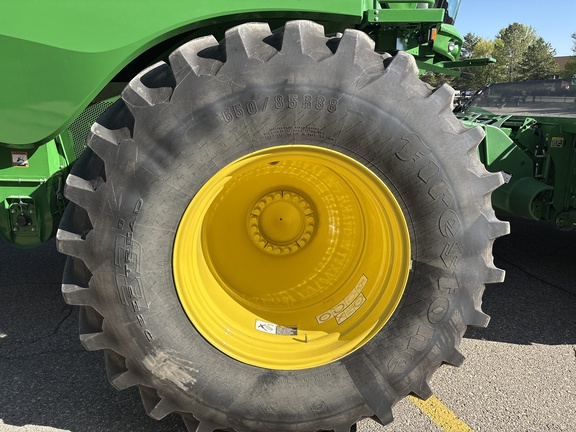 Used 2019 John Deere S790 Combines at Horizon Ag & Turf in Edmonton West, AB - Photo9