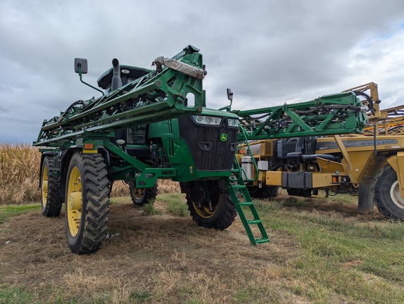 Photo of 2015 John Deere R4045