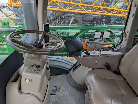 Photo of 2015 John Deere R4045