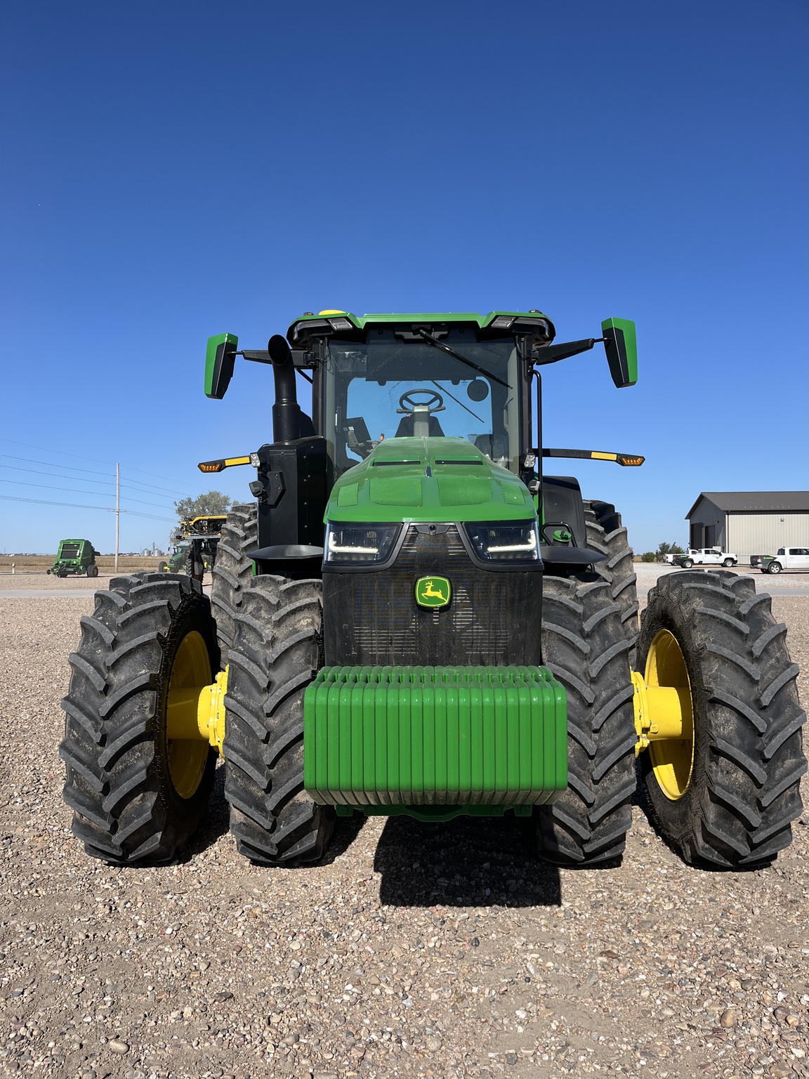 2025 John Deere 8R 410 Image 2