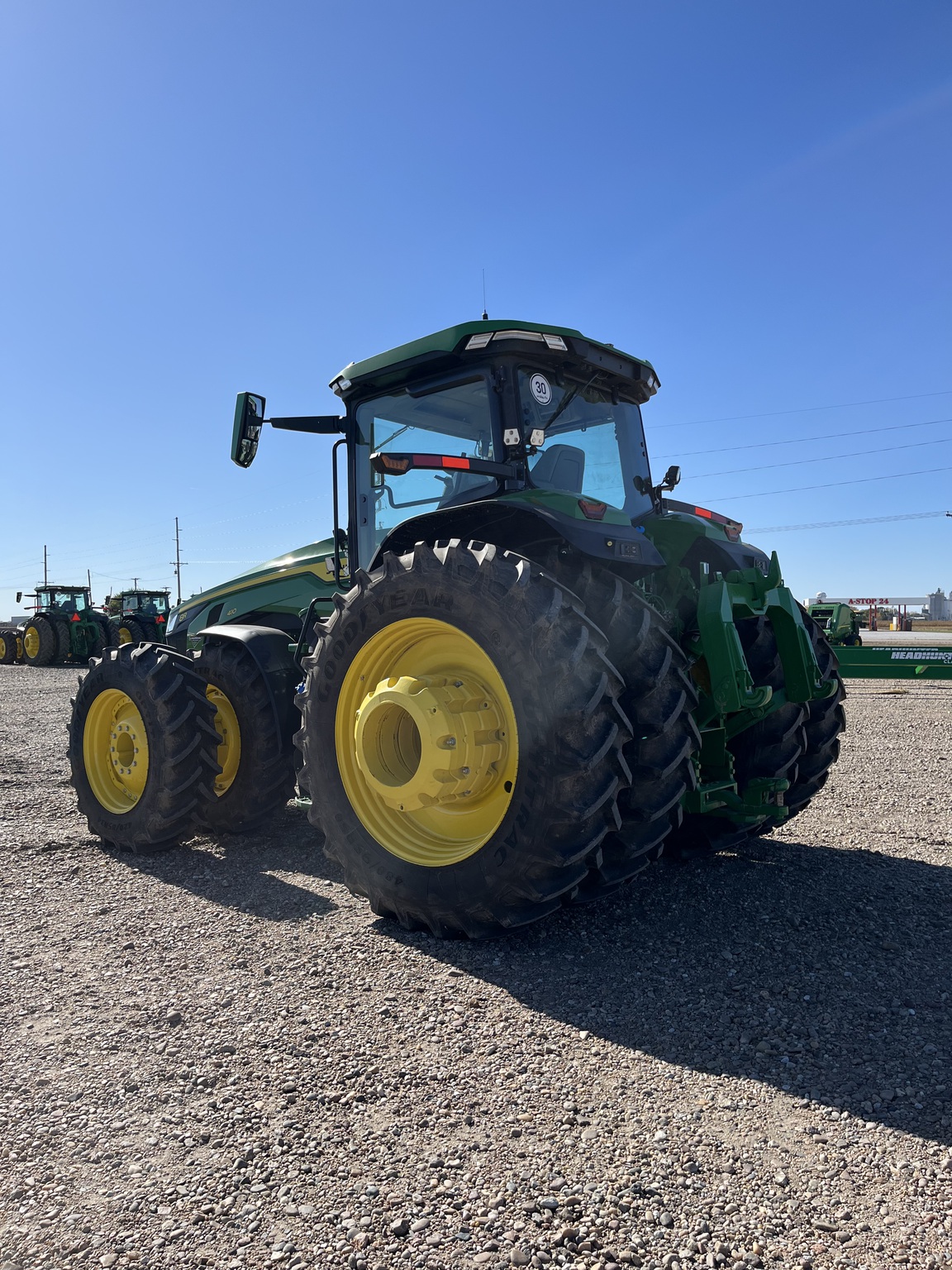 2025 John Deere 8R 410 Image 5