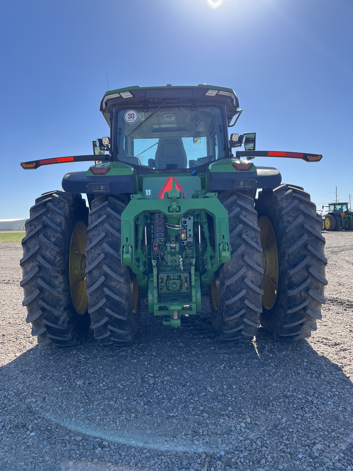 2025 John Deere 8R 410 Image 6