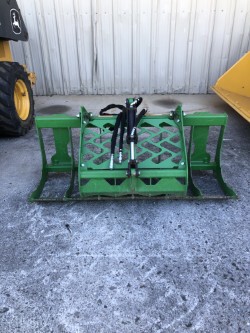 2021 John Deere AV20F Image 3