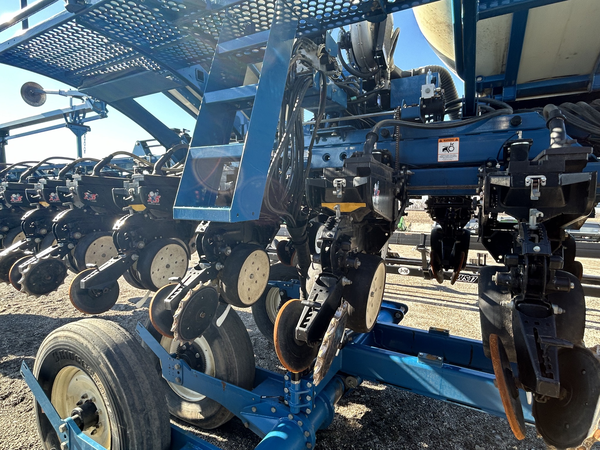  2012 Kinze 3660 at Heritage Tractor in Topeka, KS