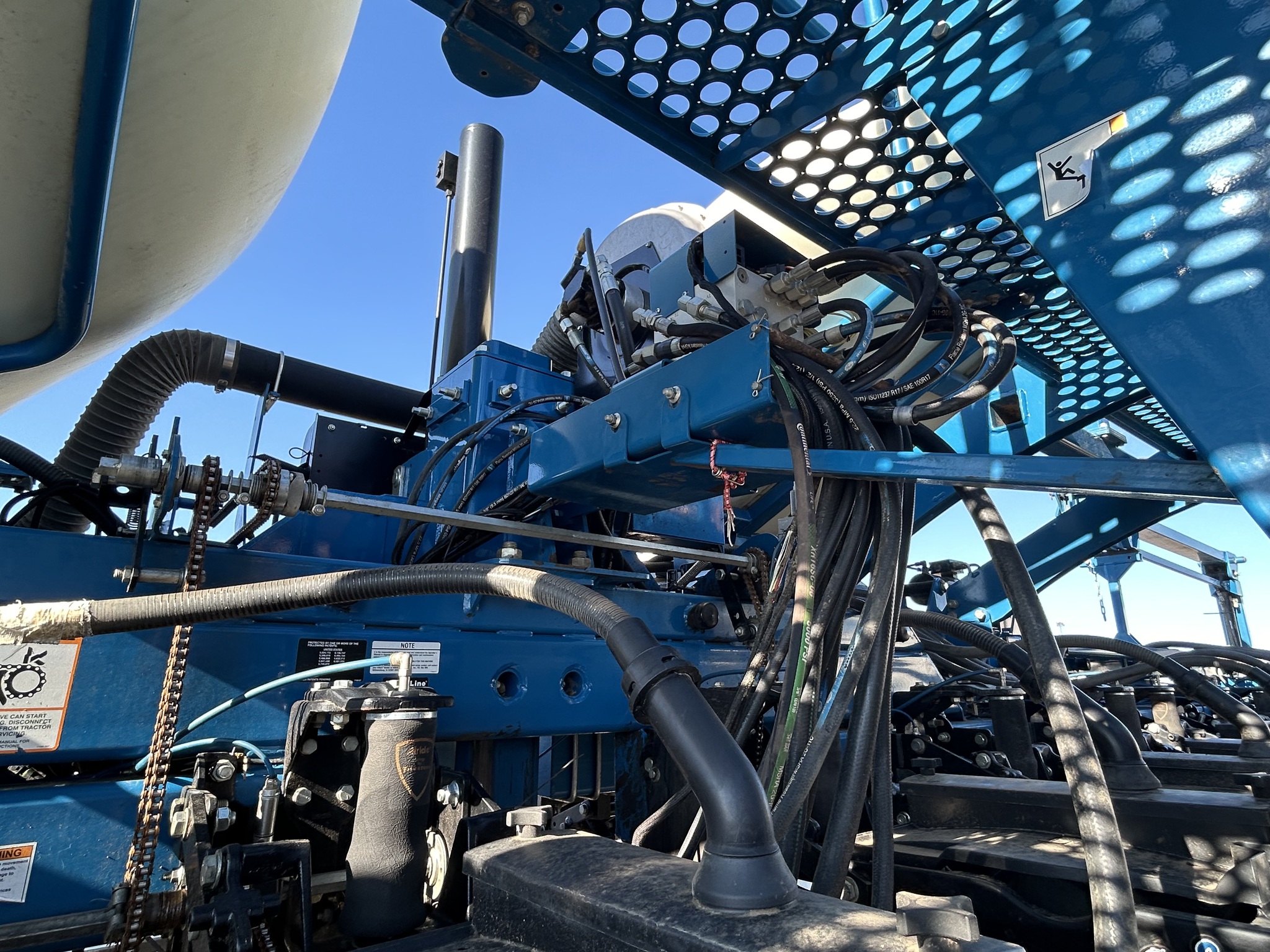  2012 Kinze 3660 at Heritage Tractor in Topeka, KS
