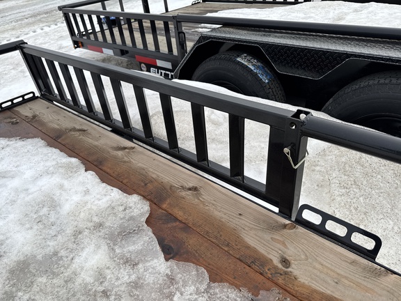 New In-Stock 2026 Double A EUT77-16 Trailers at Horizon Ag & Turf in Lloydminster, AB - Photo10