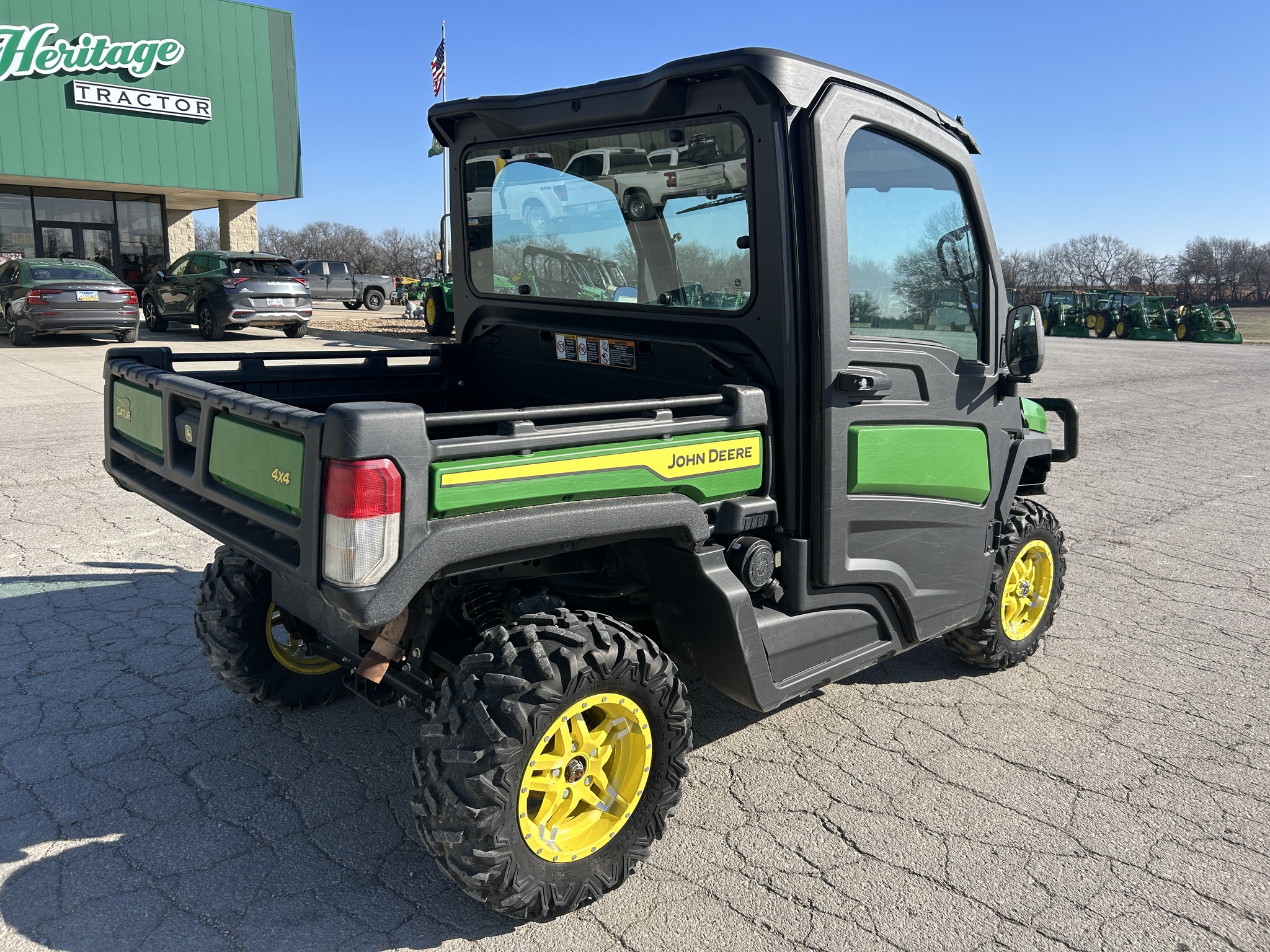  2023 John Deere XUV 835M at Heritage Tractor in Baldwin City, KS