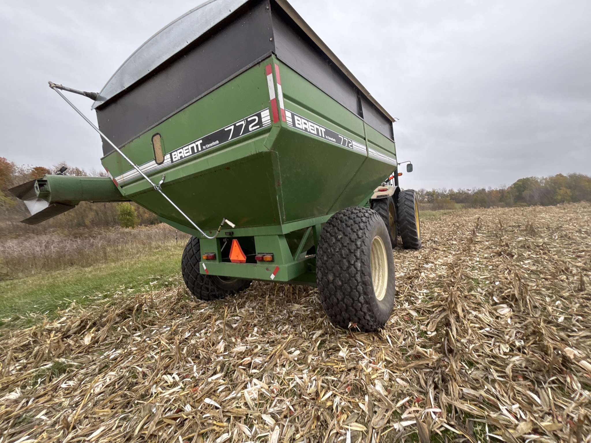 Used 1992 Unverferth GC772 Grain Carts at Koenig Equipment in Rushville, IN - PhotoXL3