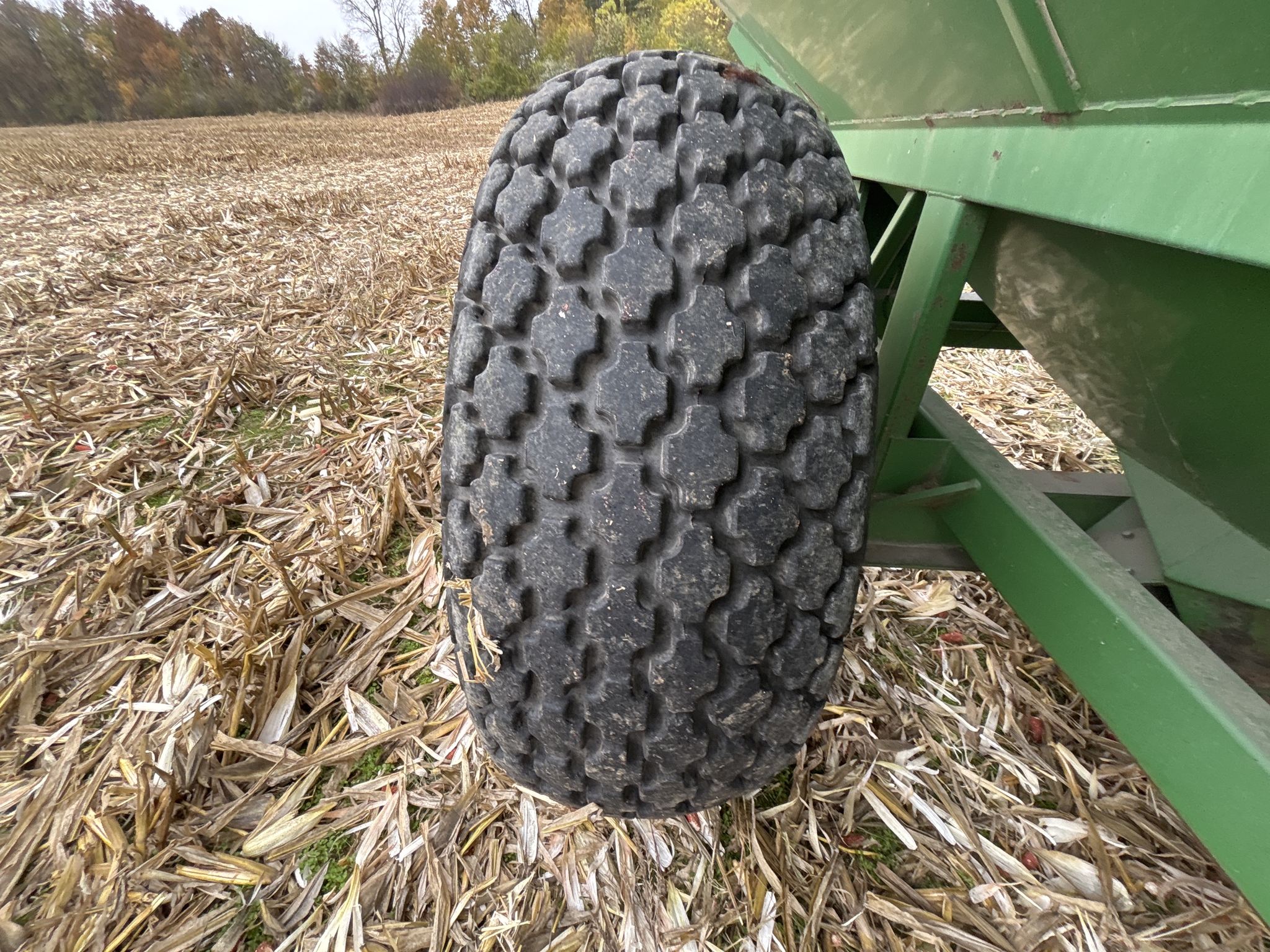 Used 1992 Unverferth GC772 Grain Carts at Koenig Equipment in Rushville, IN - PhotoXL14