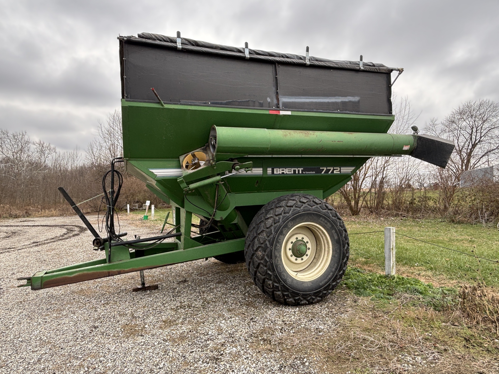 Used 1992 Unverferth GC772 Grain Carts at Koenig Equipment in Rushville, IN - PhotoXL4