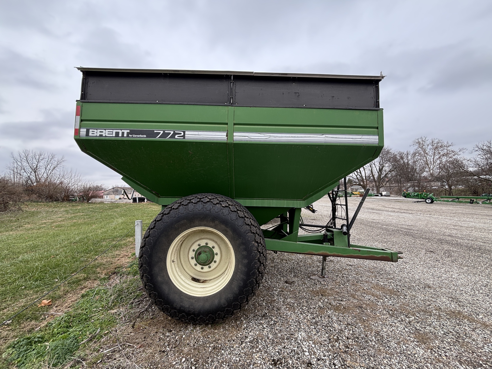 Used 1992 Unverferth GC772 Grain Carts at Koenig Equipment in Rushville, IN - PhotoXL7