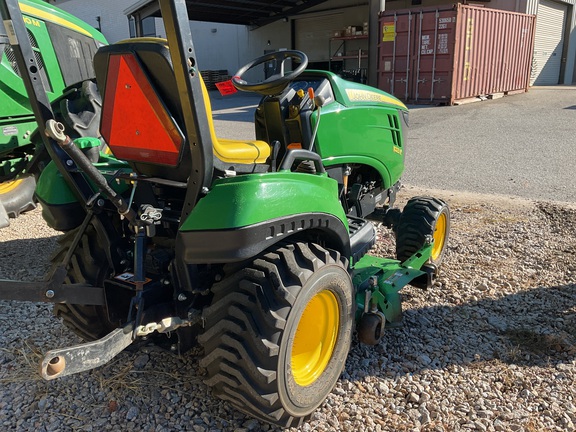 2015 John Deere 1023E Photo 2