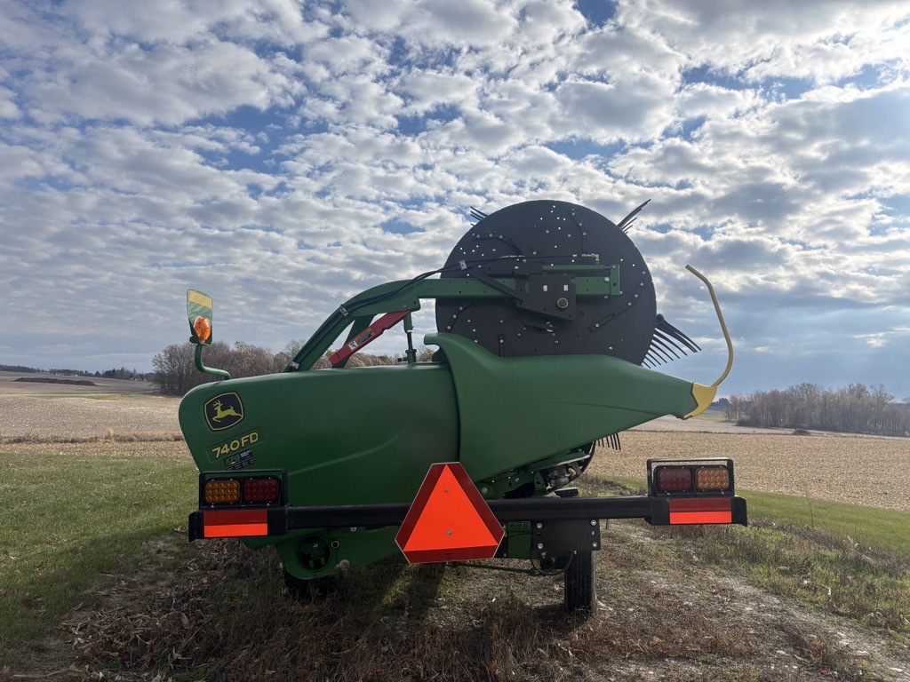 2019 John Deere 740FD Image 3