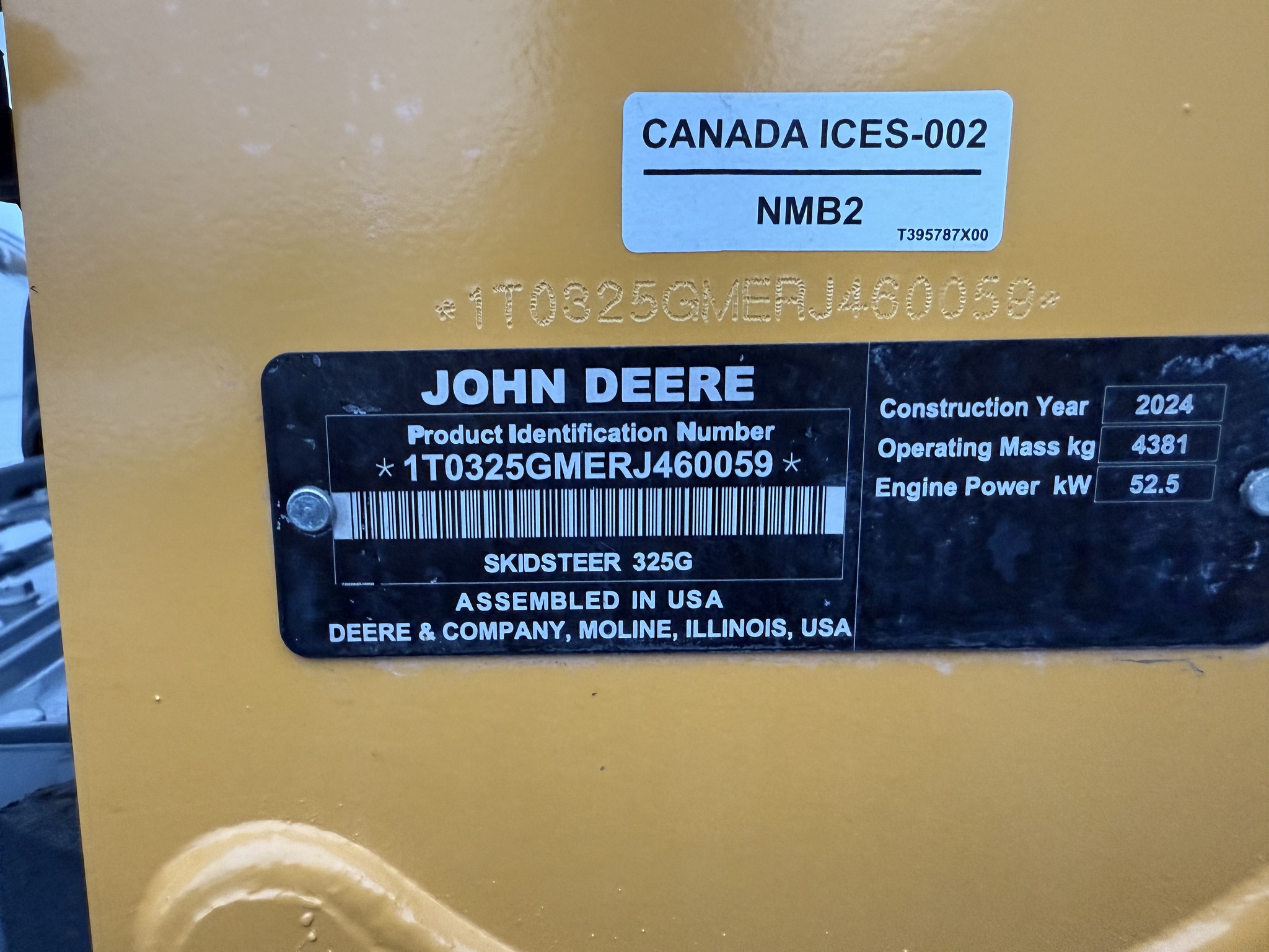 2023 John Deere 325G Image 10