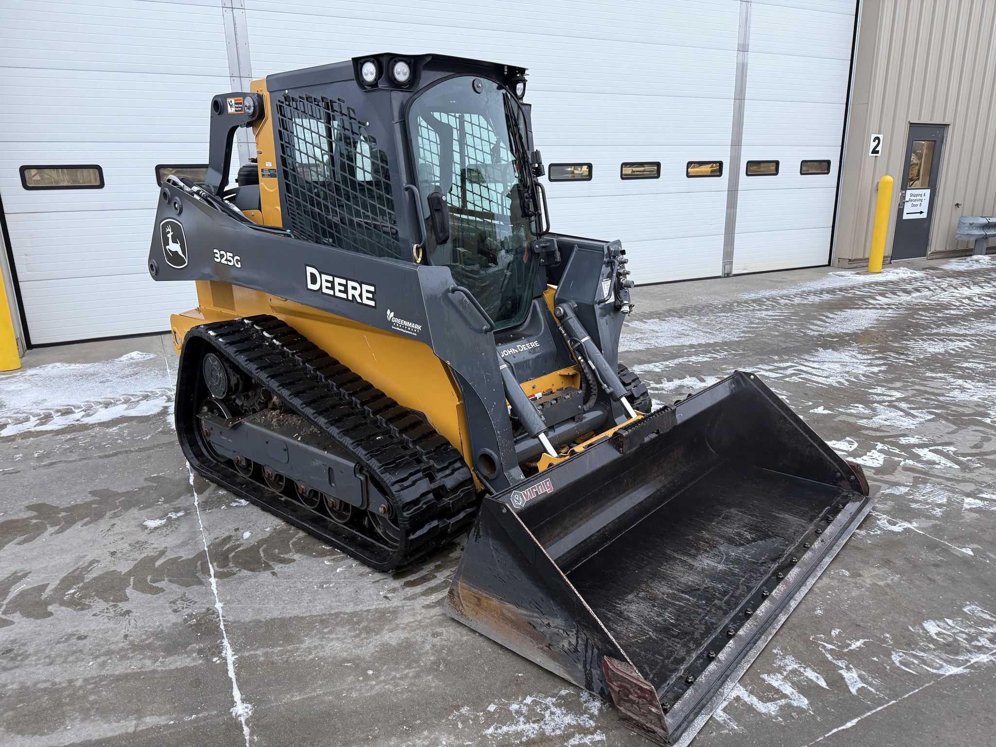 2023 John Deere 325G Image 1