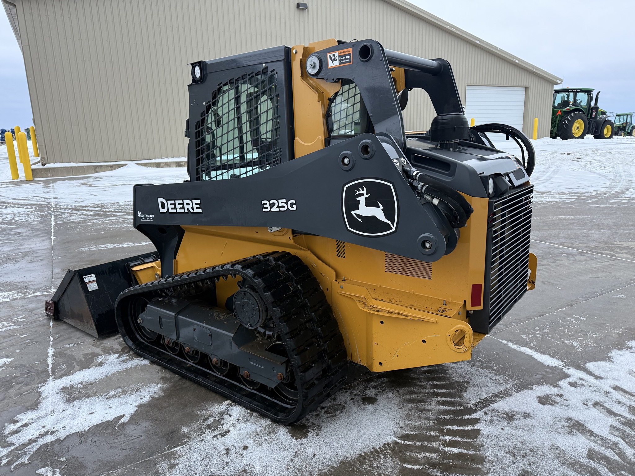 2023 John Deere 325G Image 5