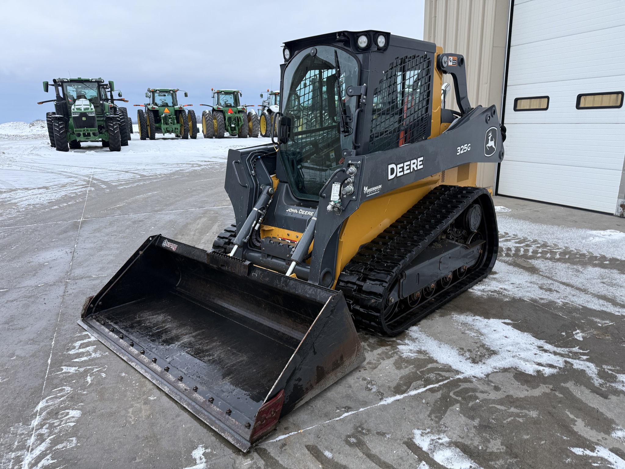 2023 John Deere 325G Image 7