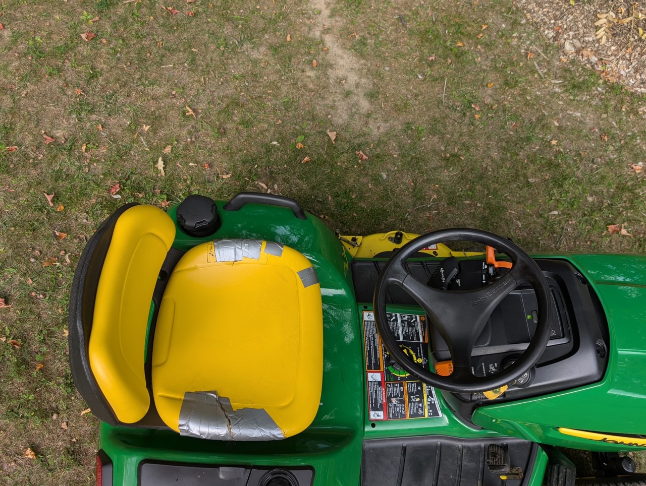 2010 John Deere X500 Image 7