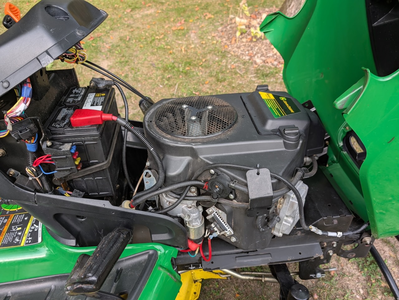 2010 John Deere X500 Image 11
