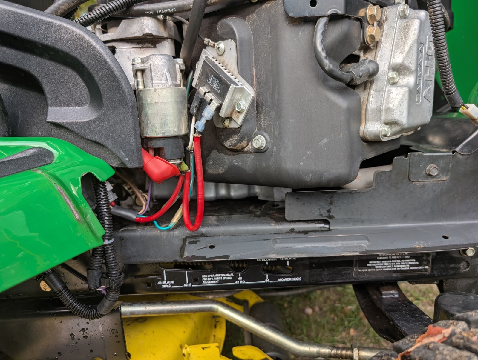 2010 John Deere X500 Image 12