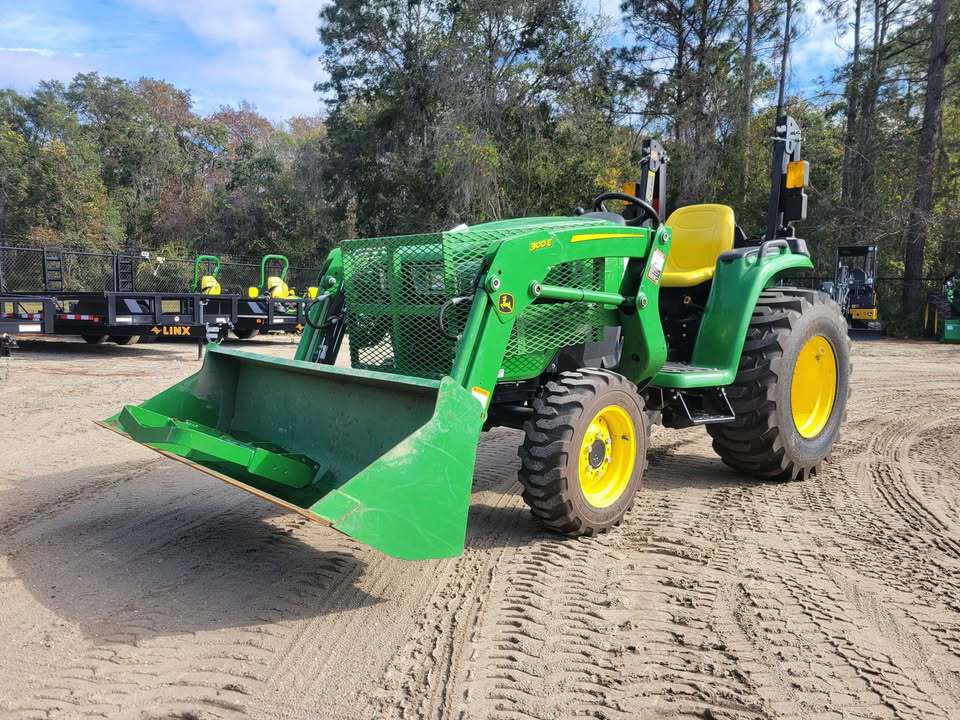 2025 John Deere 3025E Image 1