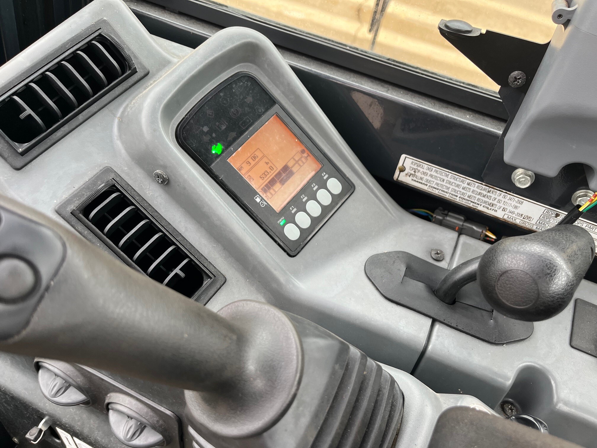 2022 Yanmar VIO35 Image 7