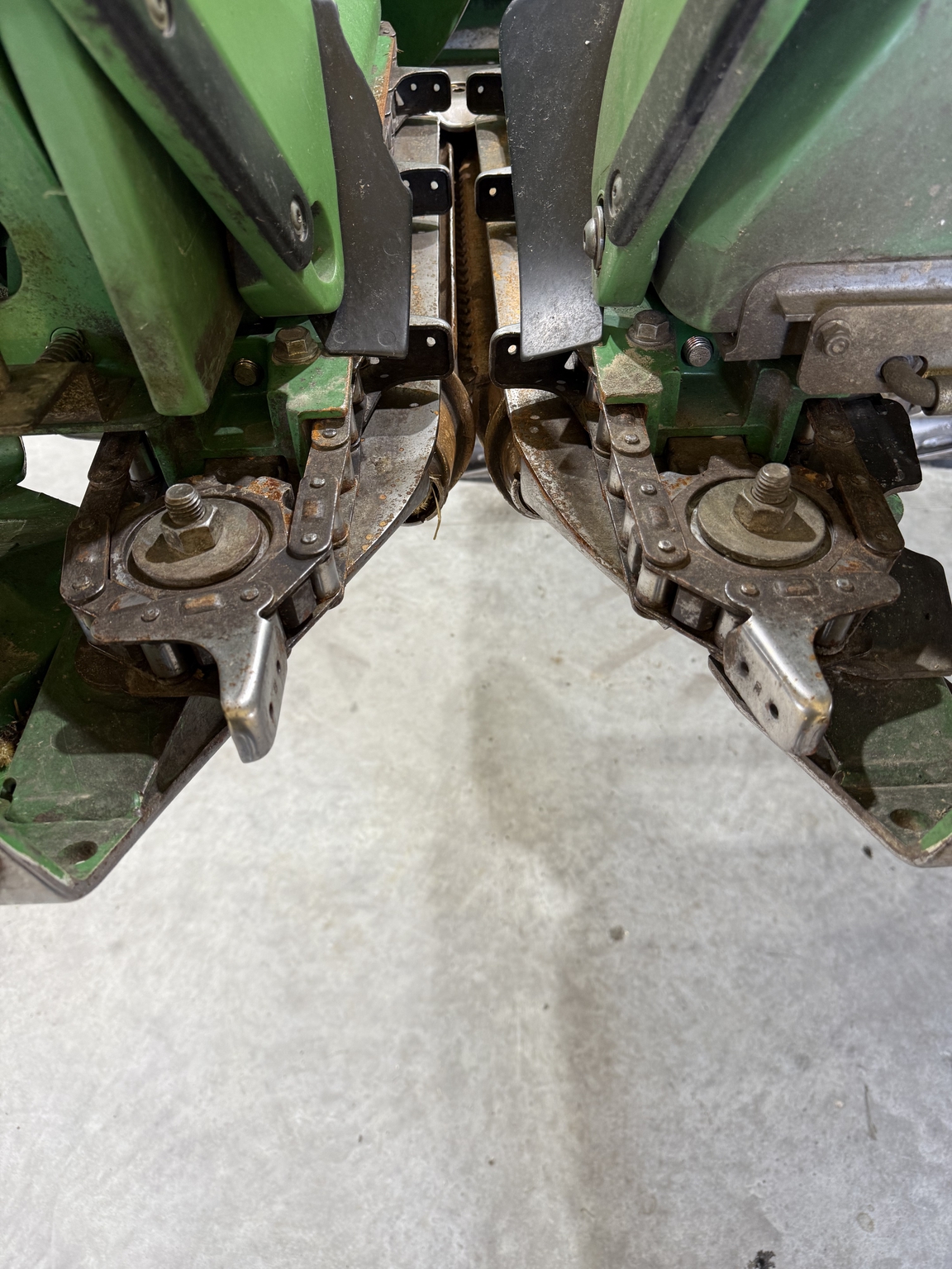 2009 John Deere 608C Image 5