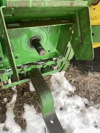 2025 John Deere 6155M - Photo10