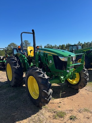2025 John Deere 5075E Photo 2