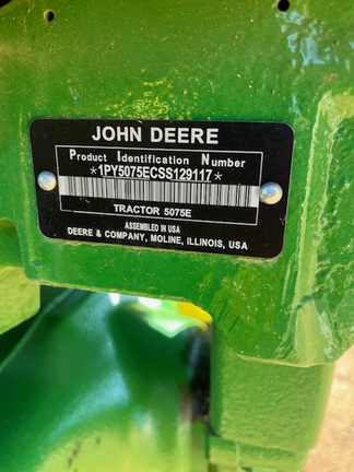 2025 John Deere 5075E Photo 4