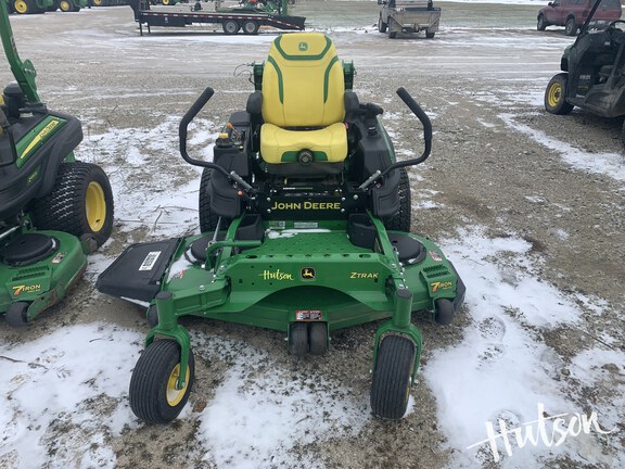 Photo of 2024 John Deere Z930M