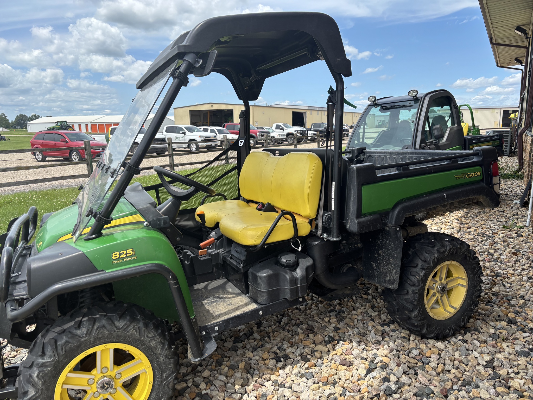 Used John Deere XUV 825I GREEN 667929 for Sale | Heritage Tractor