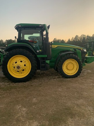 2024 John Deere 8R 250-4